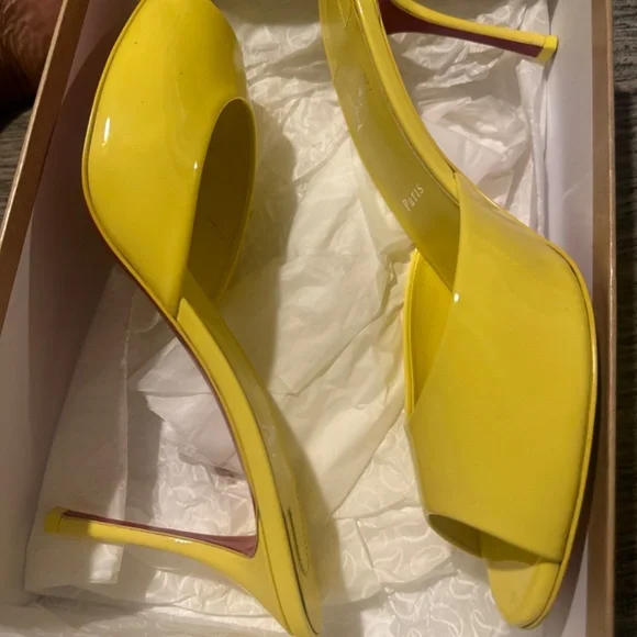 Christian Louboutin Me Dolly 85 - Picture 4 of 6